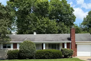 3670 Gailynn Dr, Green Township, OH 45211 - Photo 1