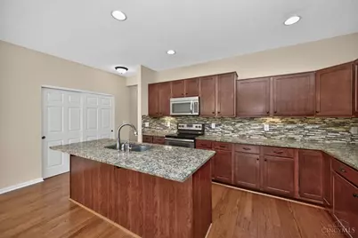 9570 Greenery Court, Deerfield Township, OH 45140 - Photo 10