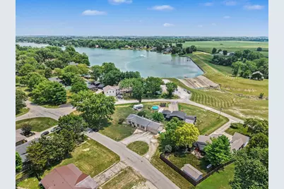 3687 N Lakeshore Drive, Jamestown, OH 45335 - Photo 1