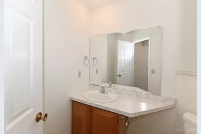 11528 Symmes Gate Lane, Symmes Township, OH 45249 - Photo 10