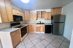 6584 Hearne Rd, Green Township, OH 45248 - Photo 10