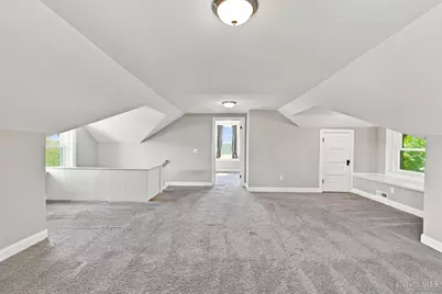 3229 Woodburn Avenue, Cincinnati, OH 45207 - Photo 40