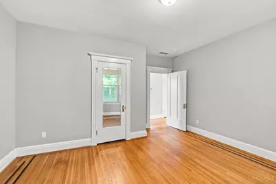 3229 Woodburn Avenue, Cincinnati, OH 45207 - Photo 38