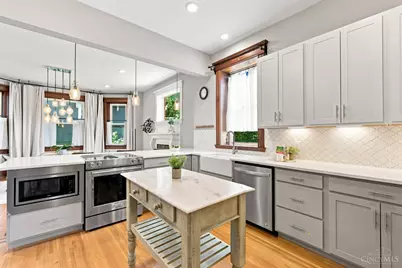 3229 Woodburn Avenue, Cincinnati, OH 45207 - Photo 20