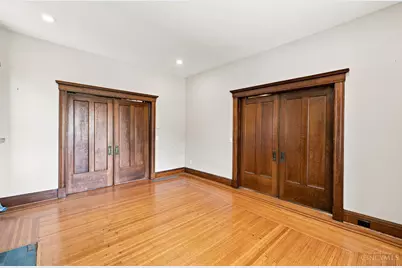 3229 Woodburn Avenue, Cincinnati, OH 45207 - Photo 12