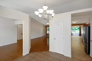 219 Shanda Dr, Monroe, OH 45050 - Photo 2