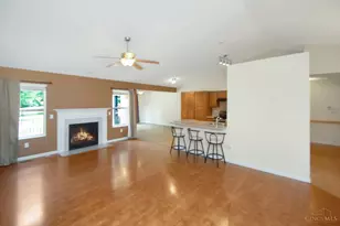 219 Shanda Dr, Monroe, OH 45050 - Photo 6