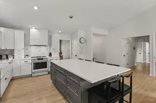 8293 Paddington Ct, West Chester, OH 45069 - Photo 10