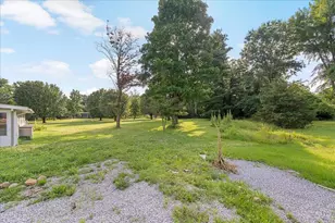 6699 Loveland-Miamiville Rd, Miami Township, OH 45140 - Photo 28