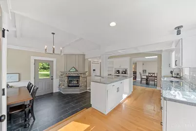 6699 Loveland Miamiville Road, Miami Township, OH 45140 - Photo 14