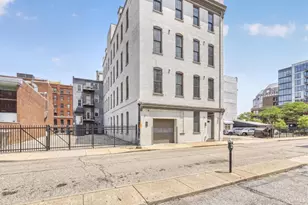 813 Broadway St, Cincinnati, OH 45202 - Photo 1