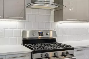 813 Broadway St, Cincinnati, OH 45202 - Photo 10