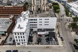 813 Broadway St, Cincinnati, OH 45202 - Photo 2
