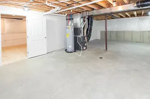 6639 Crystal Harbour Dr, Middletown, OH 45042 - Photo 32