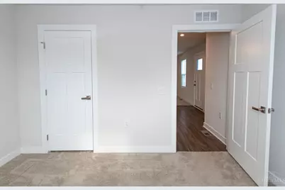 6639 Crystal Harbour Drive, Middletown, OH 45042 - Photo 14