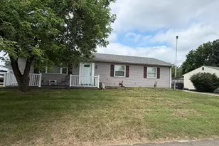 907 Arthur St, Trenton, OH 45067 - Photo 1