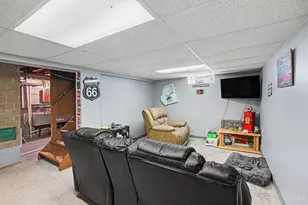 325 Hastings Ave, Hamilton, OH 45011 - Photo 12