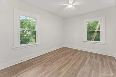 2011 Highland Avenue, Cincinnati, OH 45219 - Photo 16