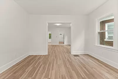 2011 Highland Avenue, Cincinnati, OH 45219 - Photo 4