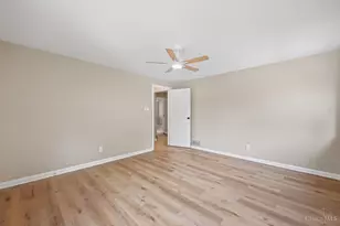 2879 St Catherine Pl, Cincinnati, OH 45211 - Photo 16