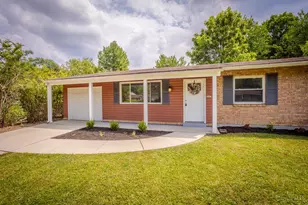 8485 Linderwood Ln, Anderson Township, OH 45255 - Photo 4