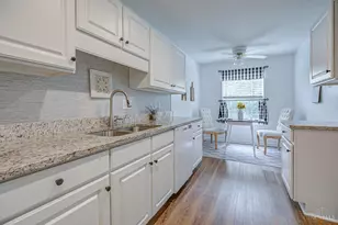 4931 N Arbor Woods Ct, Cincinnati, OH 45248 - Photo 8