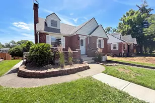 5476 Edalbert Dr, Green Township, OH 45239 - Photo 1