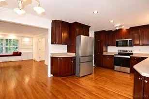 850 Van Dyke Ave, Cincinnati, OH 45226 - Photo 10