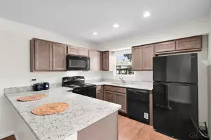 3745 Borden, Cincinnati, OH 45223 - Photo 12