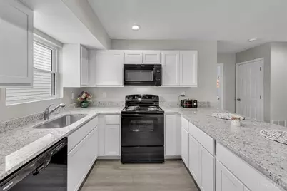 1789 Agnes, Cincinnati, OH 45223 - Photo 12