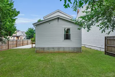 1789 Agnes, Cincinnati, OH 45223 - Photo 32