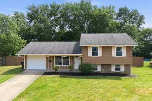 413 Gregory Ct, Lebanon, OH 45036 - Photo 1
