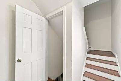 6239 Crestview Place, Cincinnati, OH 45230 - Photo 6