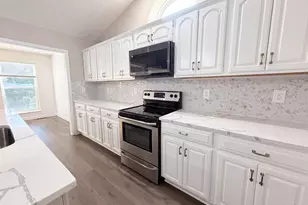 9212 Cedar Gate Dr, Deerfield Township, OH 45140 - Photo 10