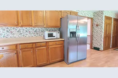 5790 Squirrelsnest Lane, Colerain Township, OH 45252 - Photo 4