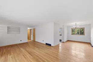 108 Batsey Dr, Middletown, OH 45044 - Photo 8