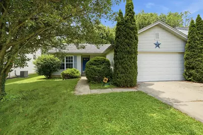 348 Antietam Boulevard, Hamilton Township, OH 45039 - Photo 1