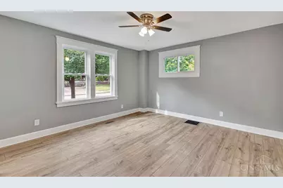 230 Carthage Avenue, Lockland, OH 45215 - Photo 4