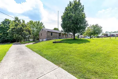 6827 Perinwood Drive, Green Township, OH 45248 - Photo 32