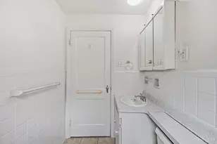 6420 Girard Ave, Cincinnati, OH 45213 - Photo 18