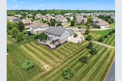 1350 Clydesdale, Centerville, OH 45458 - Photo 34