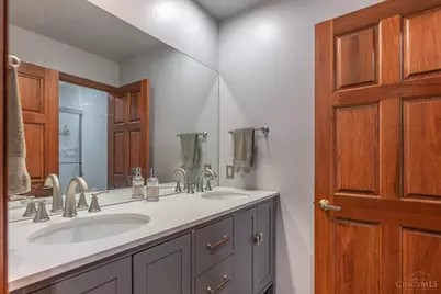 130 Edinburgh Drive, Springboro, OH 45066 - Photo 32