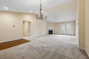 7991 Pinnacle Point, West Chester, OH 45069 - Photo 12