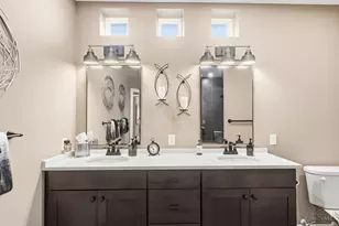 8182 S Bel Haven Ln, West Chester, OH 45069 - Photo 30