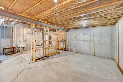 121 Farmington Drive, Hamilton, OH 45013 - Photo 24