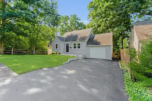 6923 Buckingham Pl, Columbia Township, OH 45227 - Photo 6