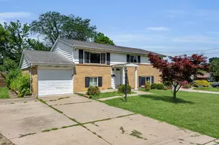 10611 Morning Glory Ln, Springfield Township, OH 45240 - Photo 4
