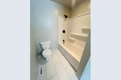 4875 W Kemper Road, Cincinnati, OH 45251 - Photo 20