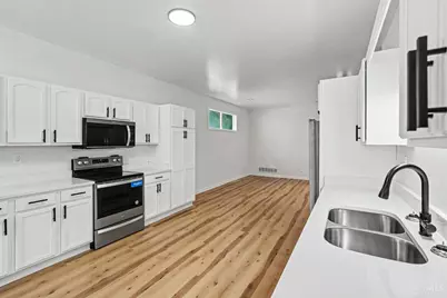 6310 Vine Street, Cincinnati, OH 45216 - Photo 2