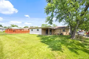 10915 Tangleberry Ct, Springfield Township, OH 45240 - Photo 22